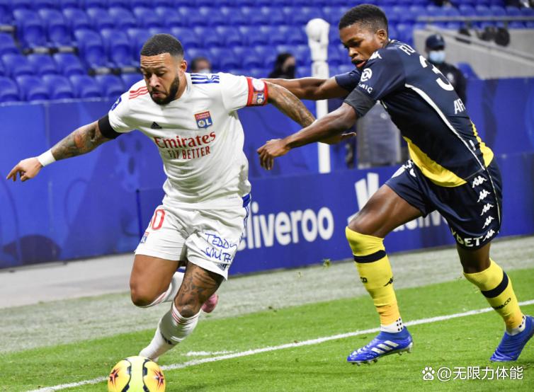 里昂中场失控，比赛节奏被对手掌握