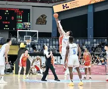 包含浙江广厦CBA击败上海久事胡金秋篮下强攻的词条